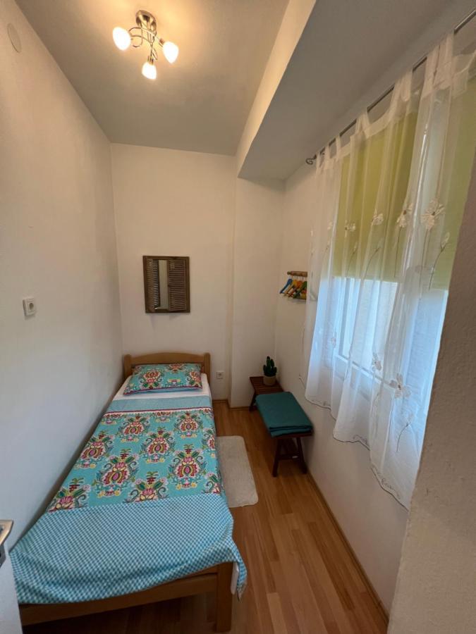 Colorita Apartman *